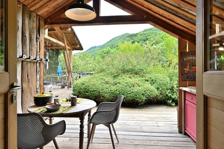 Gîte pour 4 personnes, avec Jardin dans l' Ariège