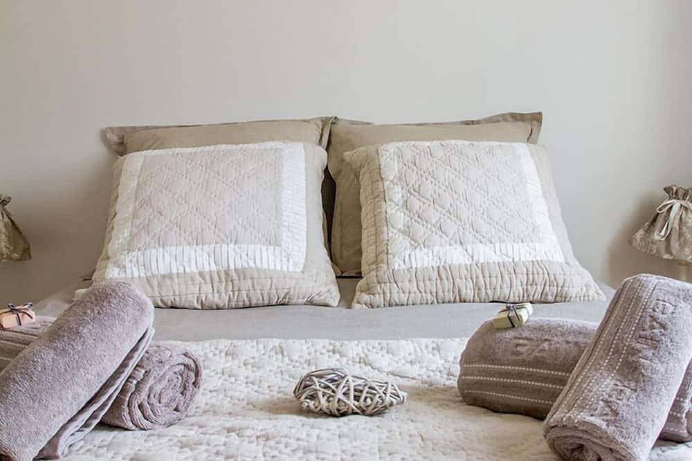 Belle villa, piscine et pool house à 10 min du centre ville d'Aix en Provence. in Aix-en-Provence, Région d'Aix-en-Provence