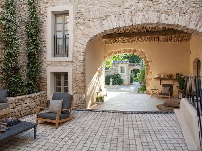Maison d’hôte pour 2 personnes, avec piscine ainsi que jardin et vue à Gordes - 3