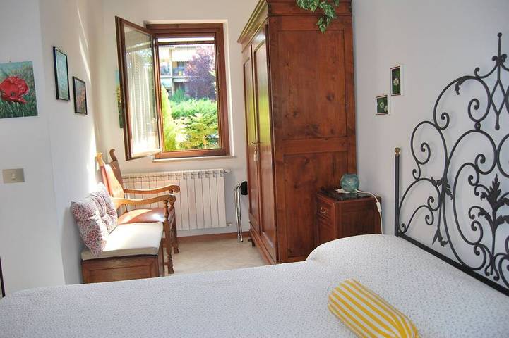 Ganze Wohnung, Casa Grazia, ein ruhiges Nest, wenn auch zentrumsnah. Blick auf den Fluss Greve. in Greve In Chianti, Chianti