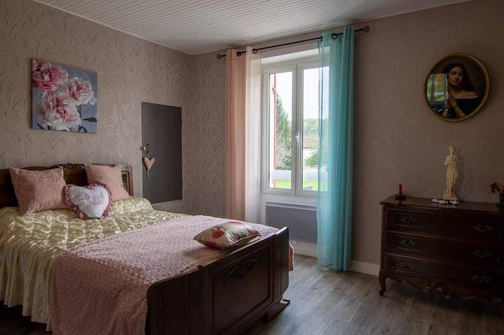 Gîte pour 6 personnes, avec jardin à Saint-Front-la-Rivière - 3
