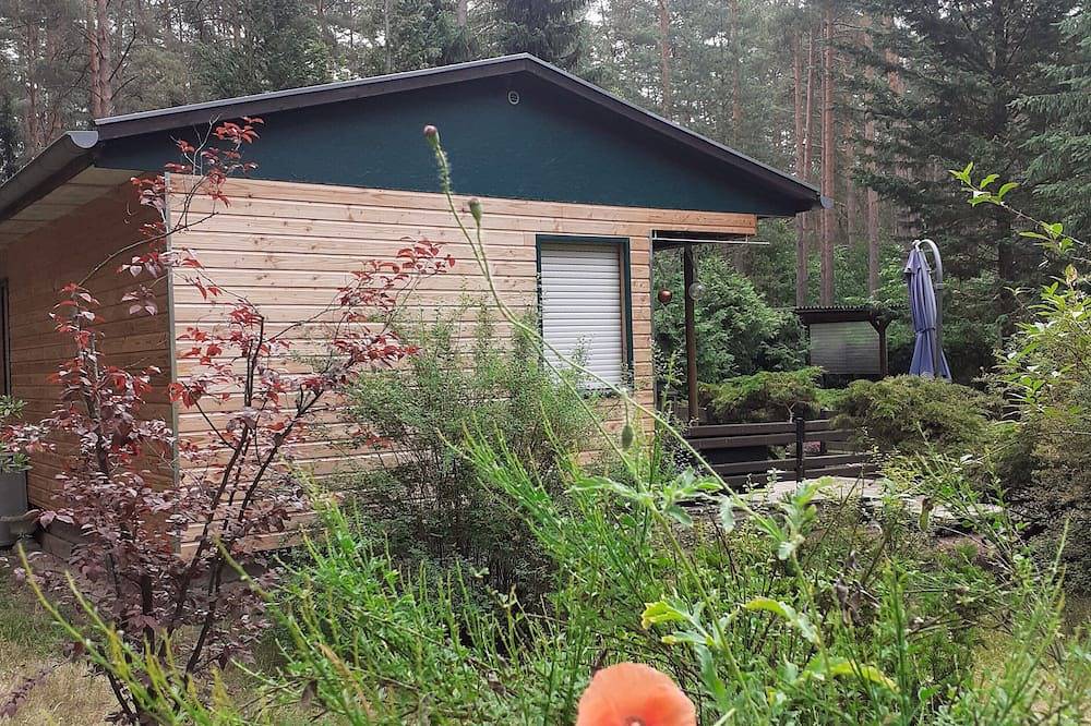 Ferienhaus Waldoase  für 2 - 3 Personen, freistehend auf eingezäuntem Grundstück in Fichtenwalde, Beelitz