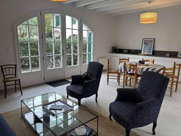 Gîte pour 4 personnes, avec terrasse dans Plage des Dames - 4