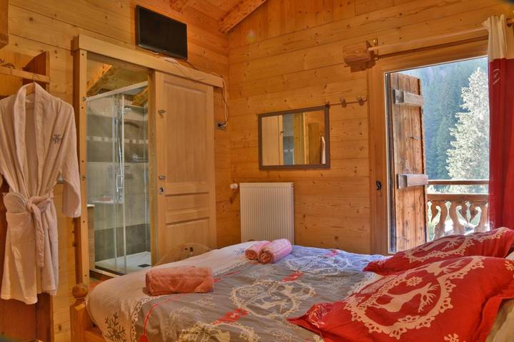 Ferienwohnung für 4 Personen, mit Sauna und Garten in Avoriaz