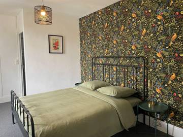 Maison De Vacances pour 5 Personnes dans Chambon-sur-Voueize, Région d'Aubussargues, Photo 2