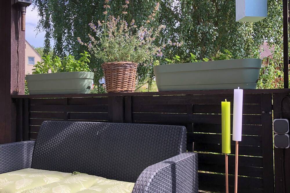 Fewo ü. 2Etagen, mit Hof+Garten+Stellplatz, ideal f. Urlauber mit Kind u/o Kegel in Delligsen, Landkreis Holzminden