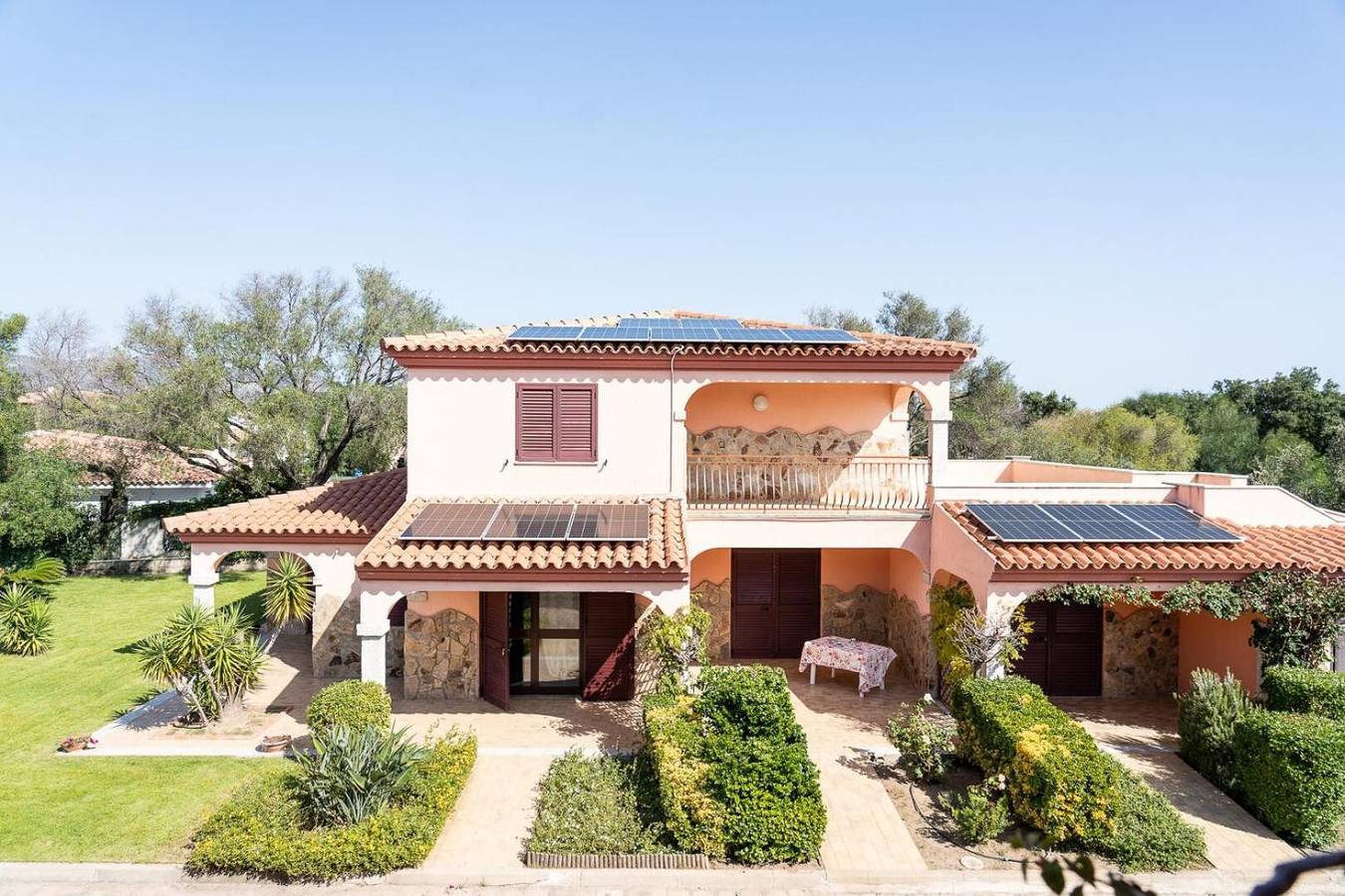 Entire apartment, Apartment 'Sardegnadream 7' with Private Terrace, Wi-Fi and Air Conditioning in Suaredda-traversa, San Teodoro