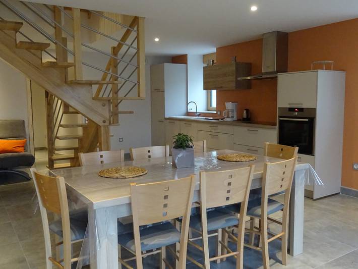 Gîte pour 8 personnes, avec terrasse à Marlhes - 3