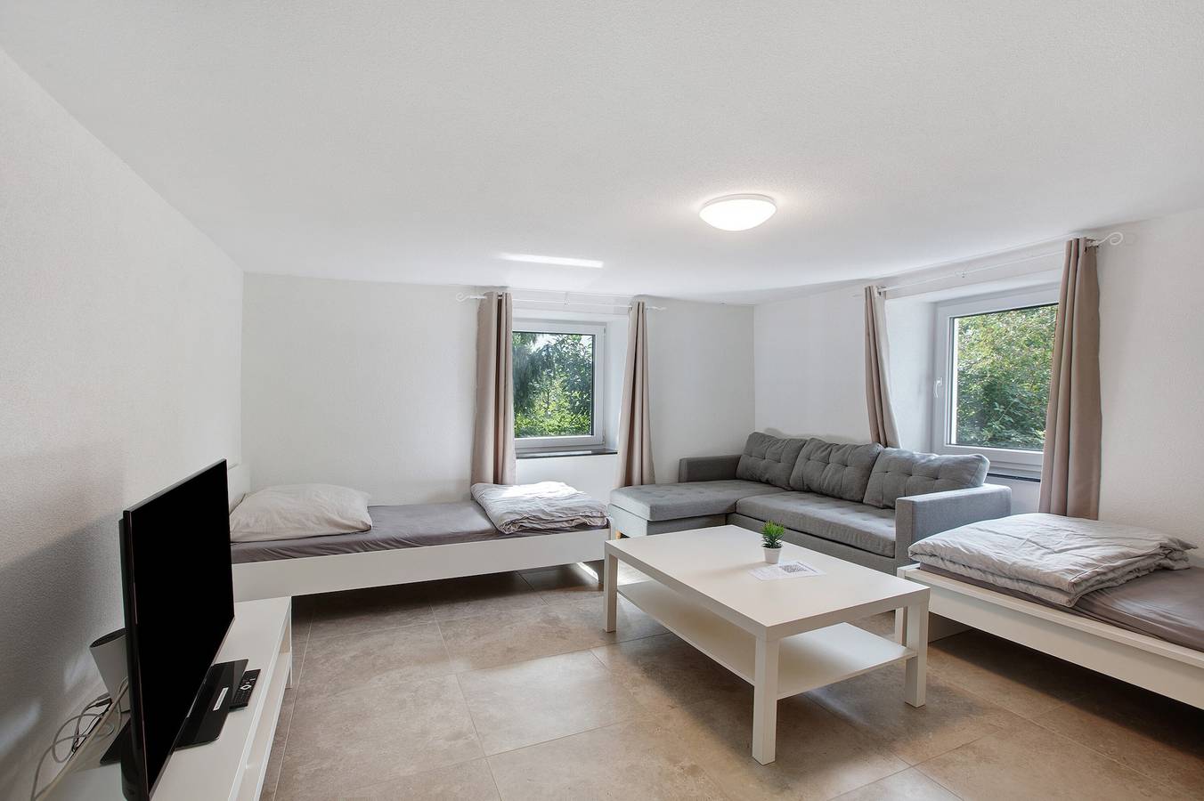 Ganze Wohnung, Ferienwohnung '1' mit Privatterrasse und Wi-Fi in Bad Säckingen, Südschwarzwald