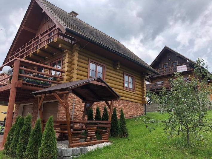 Chalet für 8 Personen, mit Garten und Ausblick sowie Seeblick, mit Haustier in der Slowakei