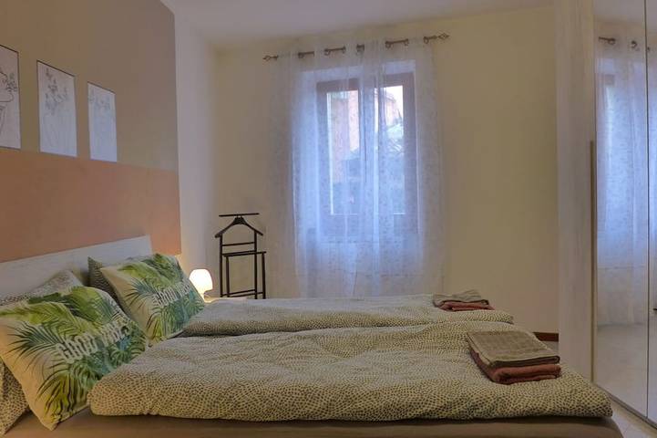 Appartamento intero, Appartamento Elena confortevole e tranquillo per un totale relax in antico borgo in Brenzone, Prealpi Gardesane