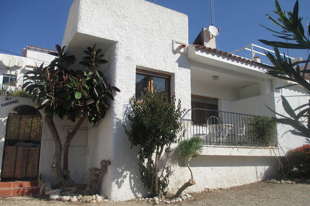 Haustyp Bungalow (Sat Tv & Wifi) -Coveta Fuma -El Campello in Coveta Fuma, El Campello