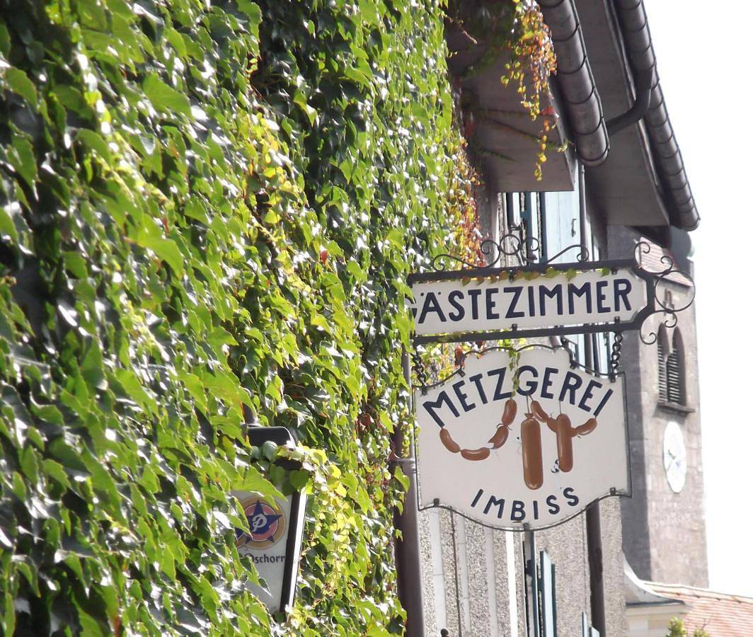 Single Room with Private Bathroom in Peissenberg, Pfaffenwinkel