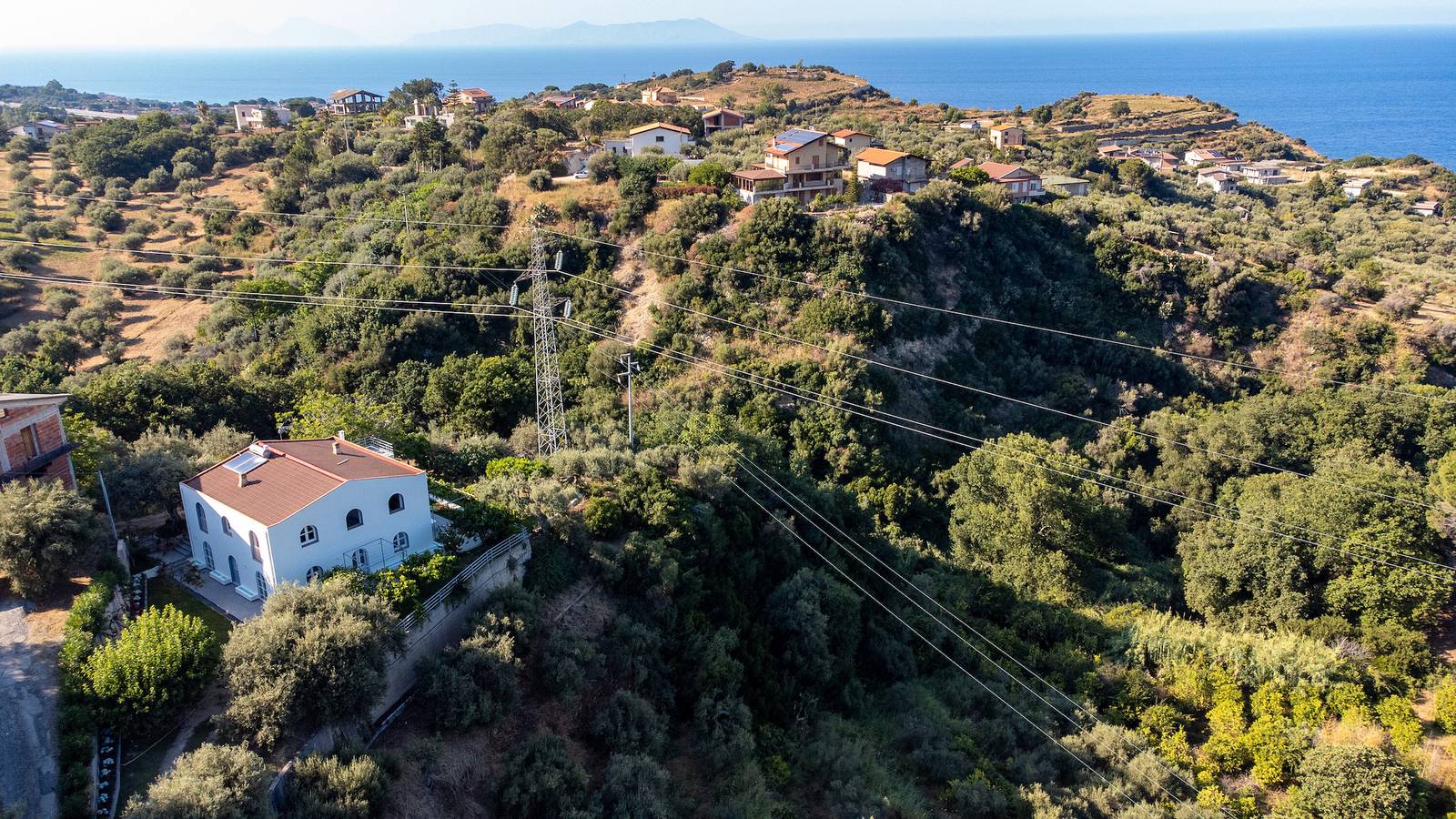 Villa 'Tina' with Wi-Fi and Air Conditioning in Patti, Messina Province