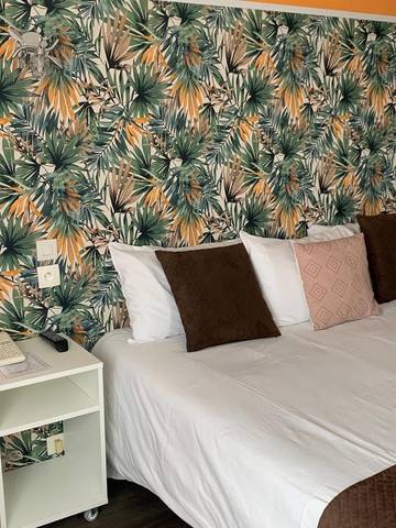 Hôtel pour 2 personnes, avec terrasse à Médis