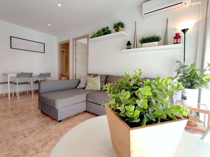 Apartamento vacacional entero, 2nd line Huelin Beach Apartment in Carretera de Cádiz, Málaga