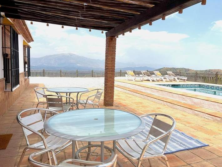 Casa rural para 6 personas, con Terraza y Jardín además de Piscina y Vistas en Almáchar - 3