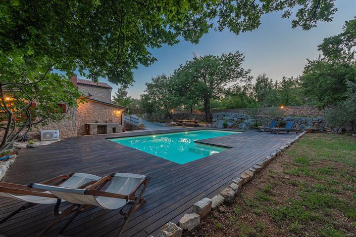 Ferienhaus für 6 Personen, mit Terrasse und Garten in Starigrad - 3