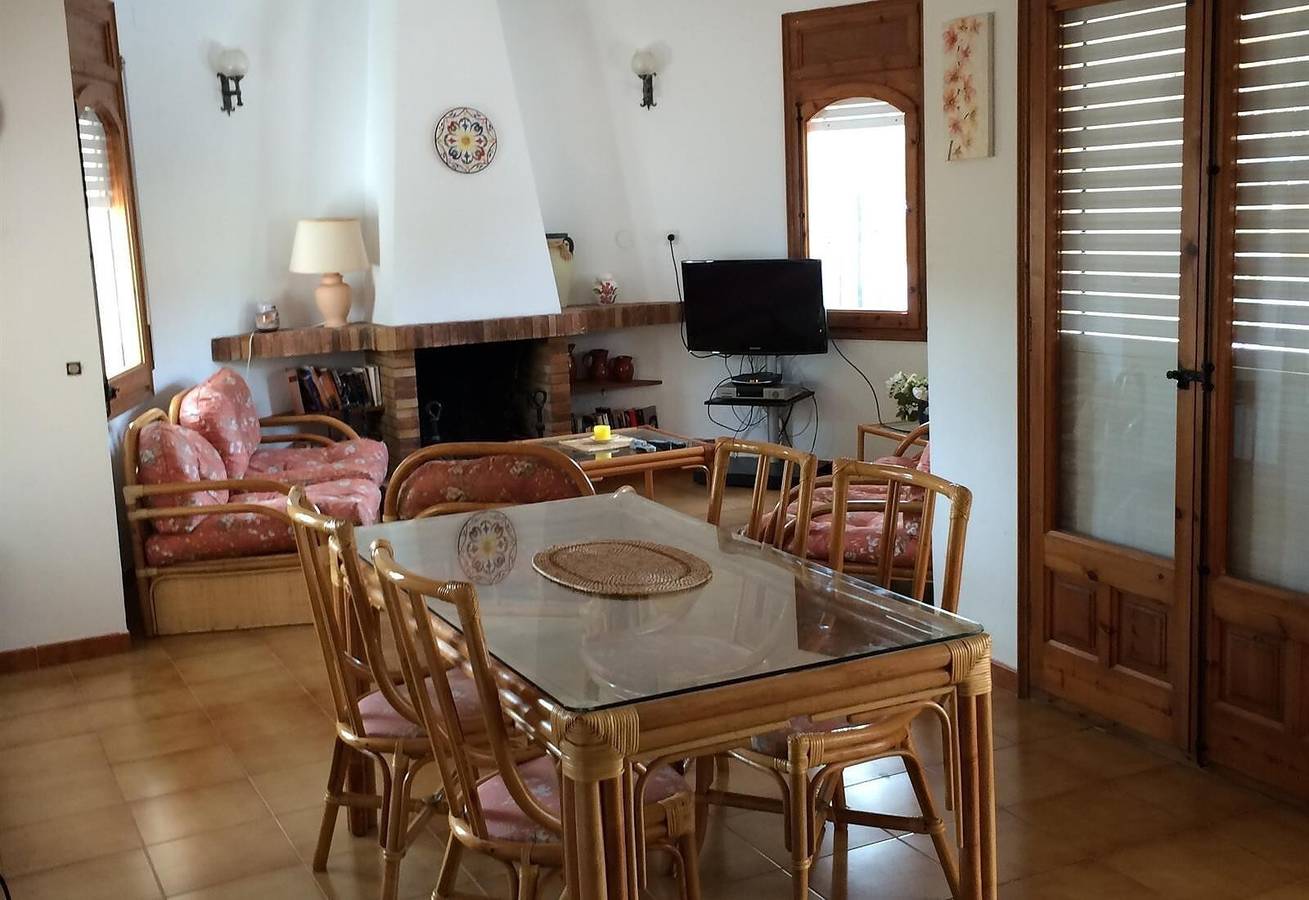 Villa "El Castillito" con piscina, terraza y Wi-Fi in Pals, Costa Brava