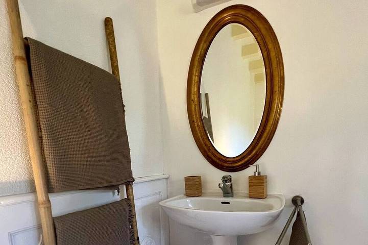 Location de vacances pour 2 personnes, avec jardin et terrasse, animaux acceptés à Veyrines-de-Domme - 2