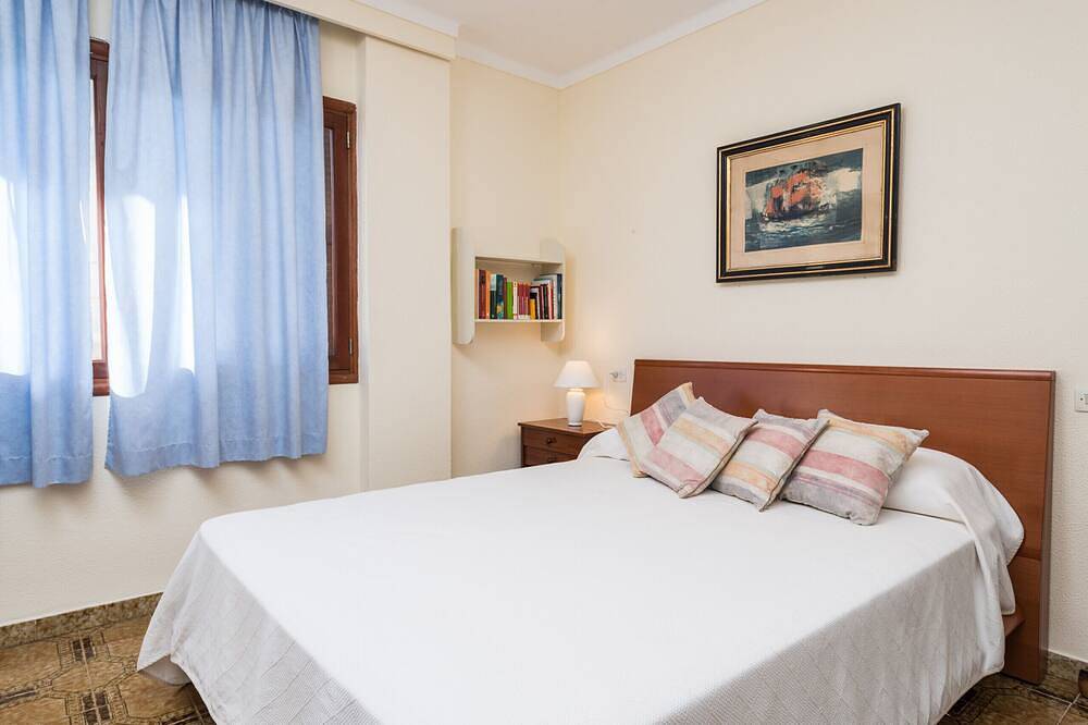 Villa für 8 mit Garten und Tischtennis, nur 150m zum Strand, Mal Pas, Alcudia in Bonaire, Alcúdia