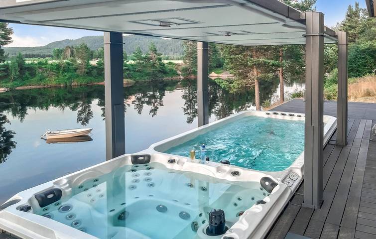 Ferienhaus für 8 Personen mit Garten in Åmli