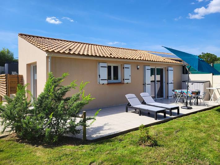 Gîte pour 4 personnes, avec Terrasse et Jardin