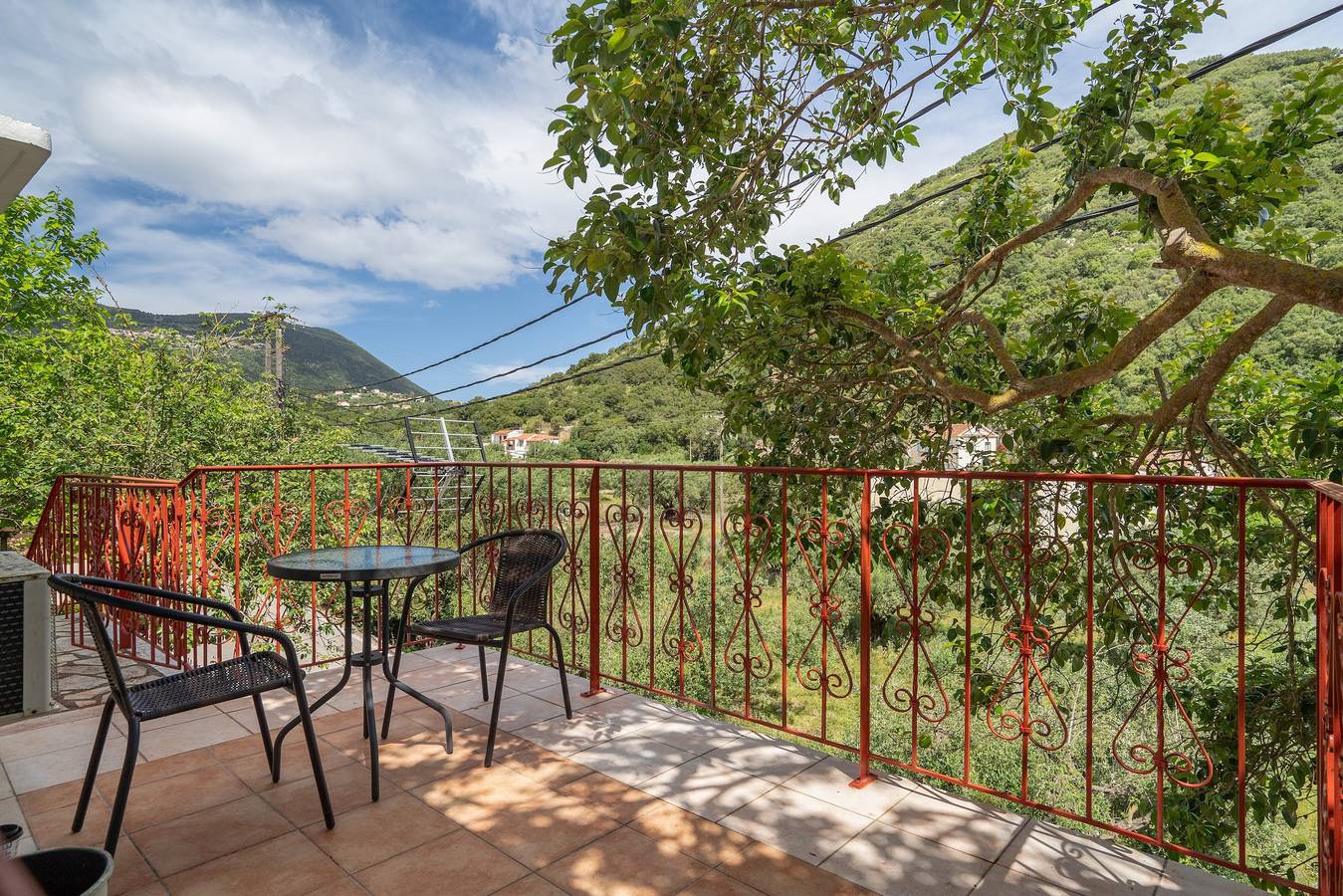 Casa Vacanze "Villa Liana" con Vista Mare in Frikes, Itaca