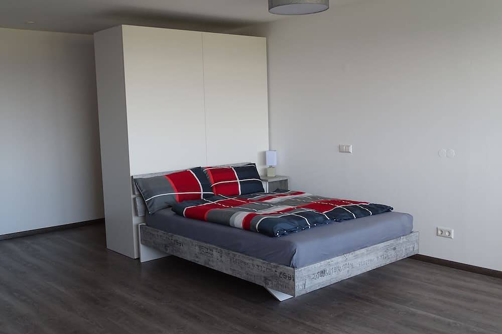 Ganze Wohnung, Schönes 1-Zimmer Appartement mit Bergsicht und Hallenbad in Oberteuringen, Region Bodensee-Oberschwaben