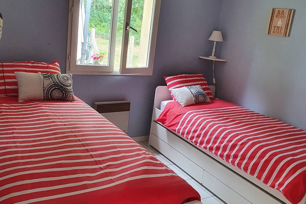 Maison 4/5 pers proche lac et ocean in Hourtin, Parc naturel régional du Médoc