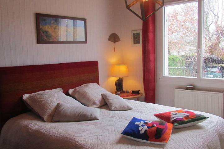 Location de vacances pour 4 personnes, avec Terrasse et Jardin à Sallebœuf - 2