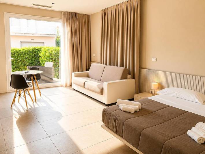Appart’hôtel pour 2 personnes, avec balcon