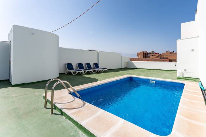 Apartment for 4 people, with balcony and children pool in Fuengirola Centre