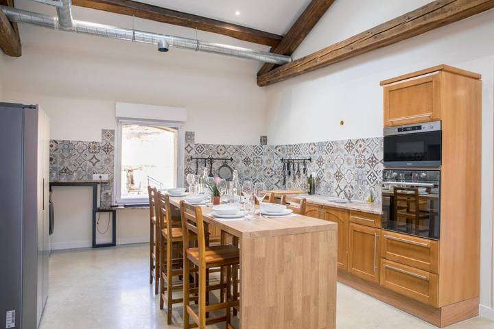 Location de vacances pour 20 personnes, avec jardin et balcon dans Saint-Étienne - 4