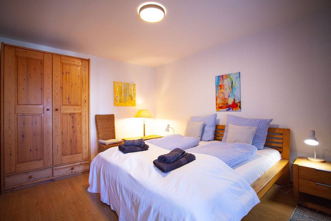 Ganze Wohnung, Schweiz & Lage klar im Fokus in Büsingen am Hochrhein, Landkreis Konstanz