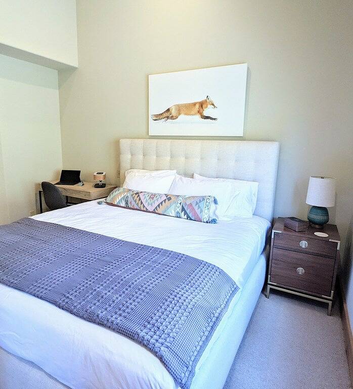 Ganze Wohnung, Ski In/Out/Lifts 1&10 steps awaytrue 2Br/2Ba+Loft+Attached Heated Garage+Balcony in Mountain Village, Telluride Ski Resort