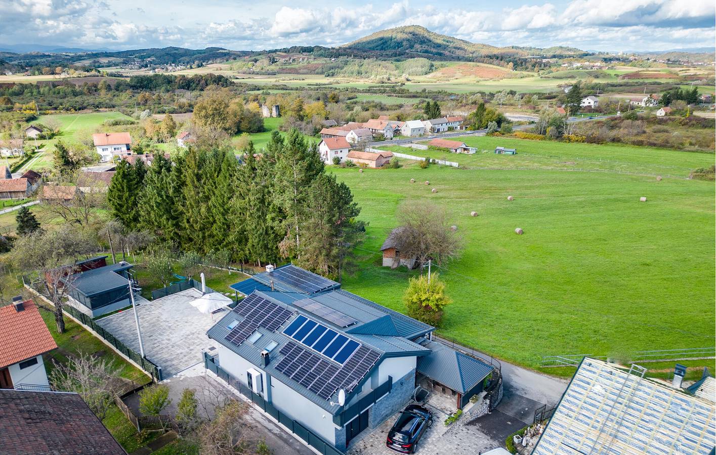 Reizende 2-Zimmer-Wohnung mit Pool und Terrasse in der Nähe des Flusses Korana in Karlovac, Karlovac und Umgebung