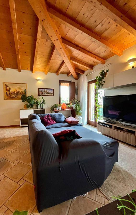 Agriturismo per 4 persone, con balcone in Gavardo