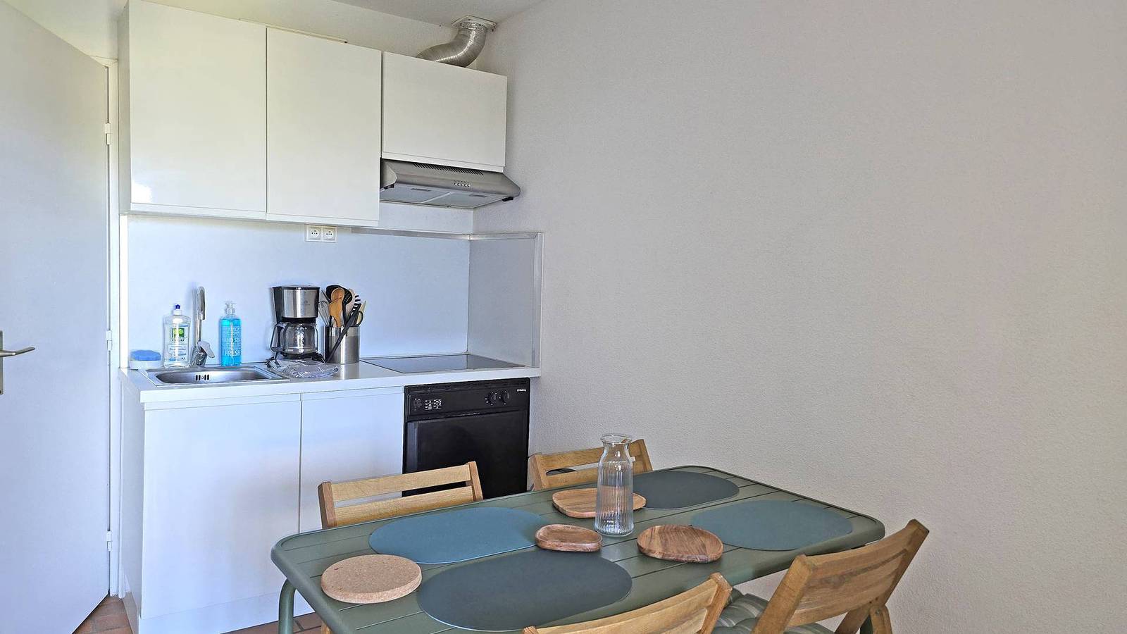 Ganze Ferienwohnung, Ferienwohnung für 4 Personen – Klimaanlage – In Strandnähe La Nartelle – Sainte-Maxime – 2* in La Nartelle, Sainte-Maxime