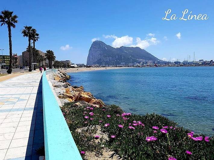 Gîte pour 8 personnes, avec vue et terrasse à La Línea de la Concepción - 4