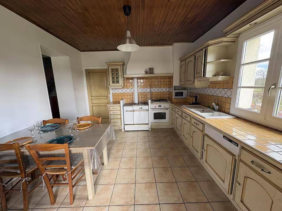 Gîte du Cèdre in Mérinchal, Région d'Aubussargues