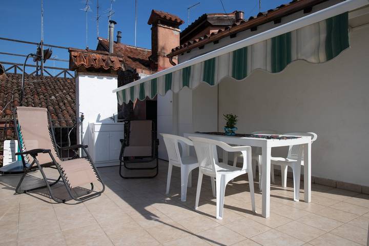 Monolocale intero, Appartamento monolocale "Casa Loredana" con terrazza privata e Wi-Fi in Venezia, Laguna di Venezia