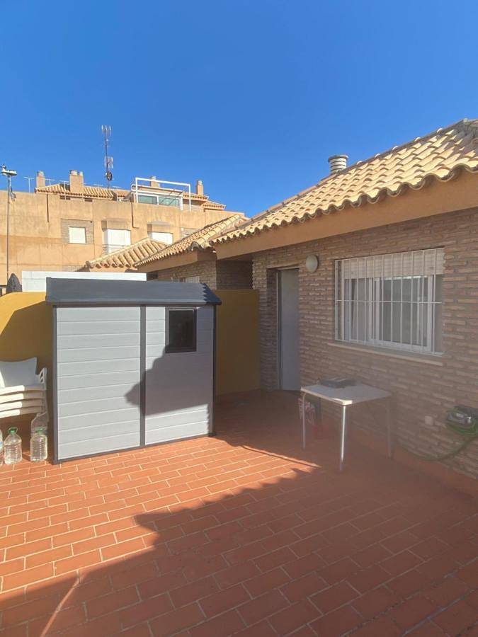 Apartamento inteiro, Ático dúplex 2 linea de playa en La Antilla in Islantilla, Lepe