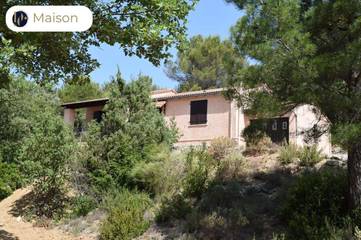 Gîte pour 6 personnes, avec jardin et vue à Saint-Julien