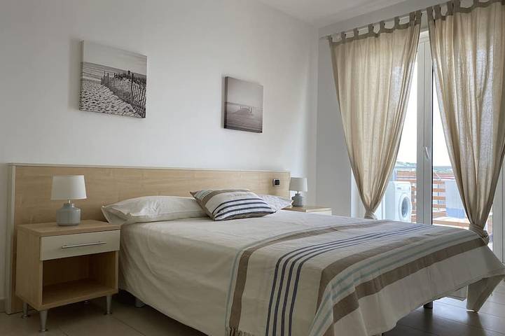 Gîte pour 6 personnes, avec balcon, animaux acceptés à Roseto degli Abruzzi - 2