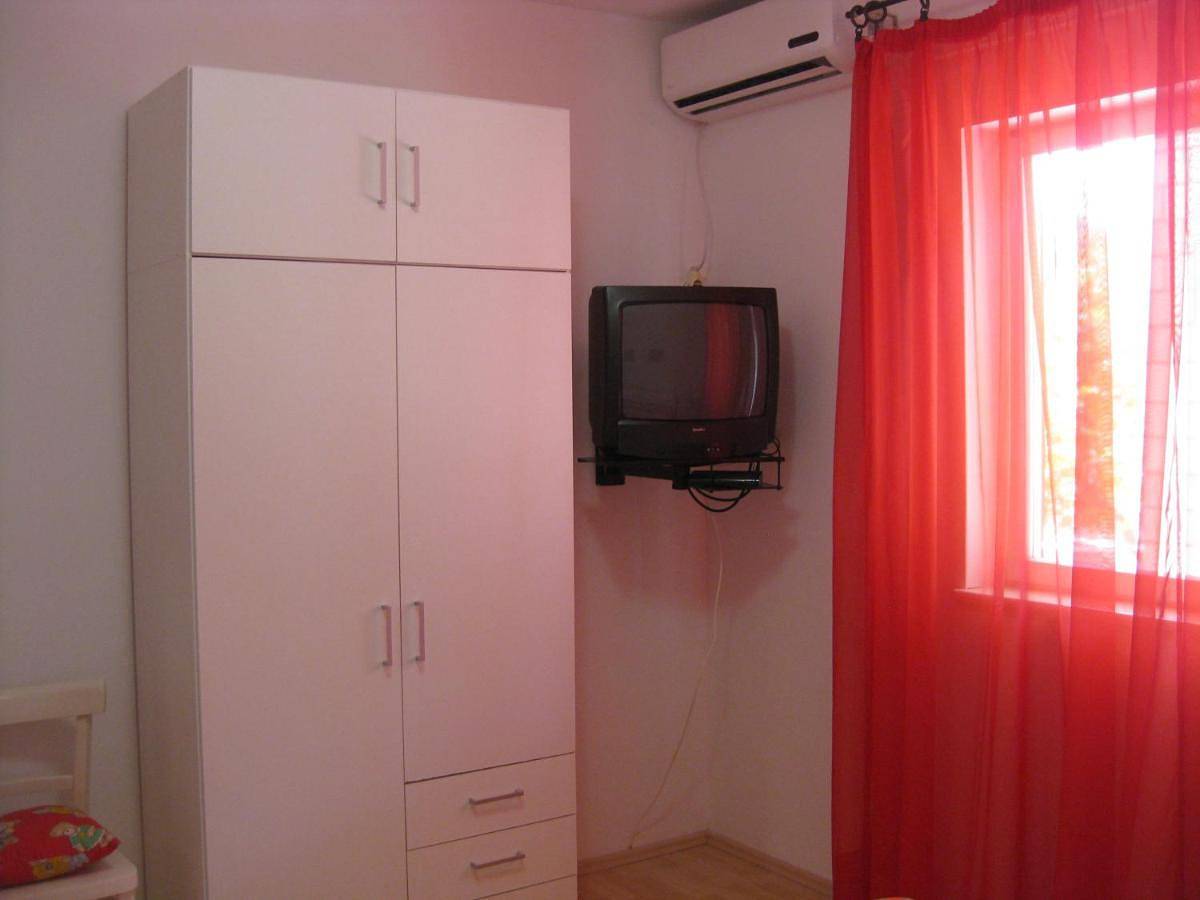 Two-Bedroom Apartment in Komiža, Split-Dalmatie