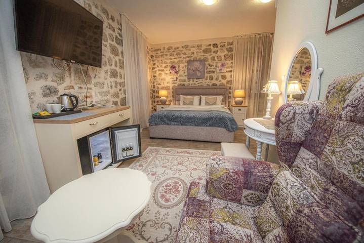 Maison d’hôte pour 3 personnes, avec terrasse et vue à Kotor - 3