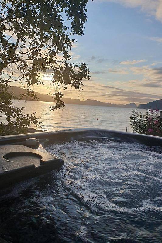 Ferienhaus für 10 Personen, mit Ausblick und Pool sowie Garten in Vanylven - 4