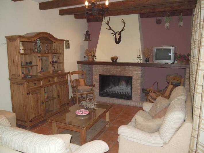 Casa rural para 7 personas, con jardín y terraza, Se admiten mascotas en Sierra de Segura - 2