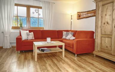 Ferienwohnung für 4 Personen, mit Garten und Balkon in Simonswald